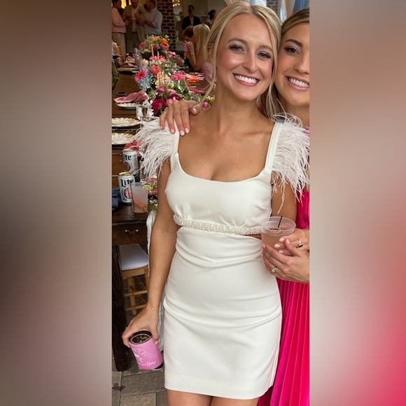 Mini Tahlia White Dress in White with Feathers - Picture 4 of 5